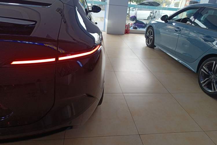 Used Avatr 12 2025 Updated Ultra All-Electric Four-Wheel Drive
