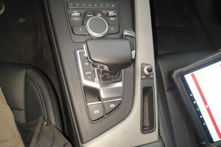 Used Audi A4L 2017 40 TFSI Ambition Edition