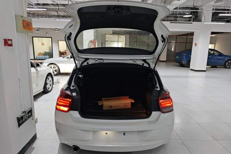 Used BMW 1 Series 2013 Facelifted 118i Leading Edition Trunk