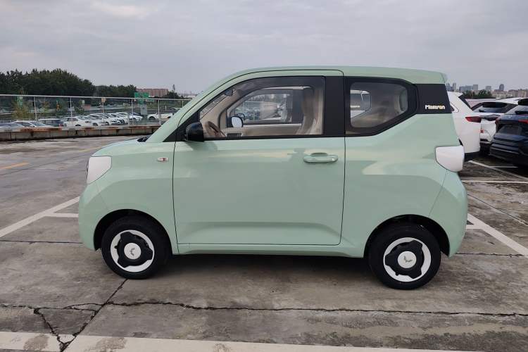 Used Wuling Hongguang MINIEV 2024 3rd Generation 215km Youth Edition
