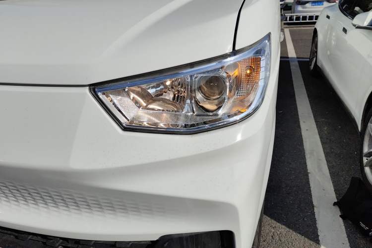 Used Karry Jiangtun E7 2024 Mingchuang 6-Seater Version
