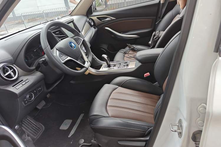 Used BYD Song New Energy 2017 Song DM 1.5TID All-Wheel Drive Luxury Model