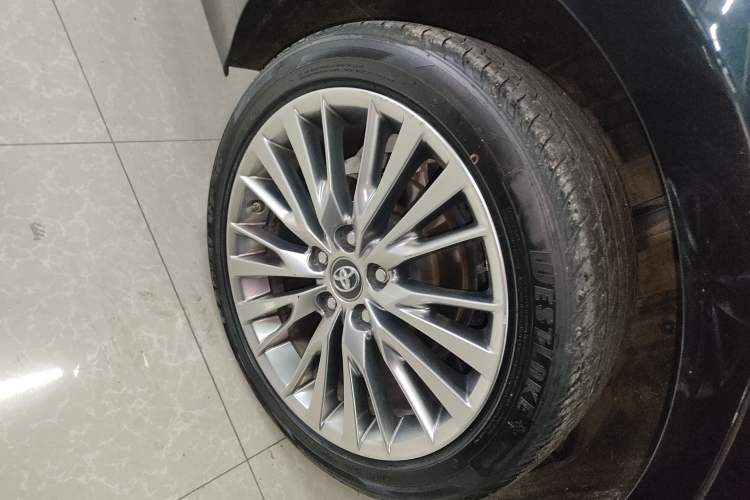 Used Toyota Camry 2019 Revised Version Dual-Engine 2.5 HG Luxury Edition