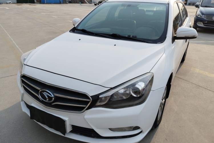 Used Soueast V5 Lingzhi 2015 Plus 1.5L Manual Smart Edition