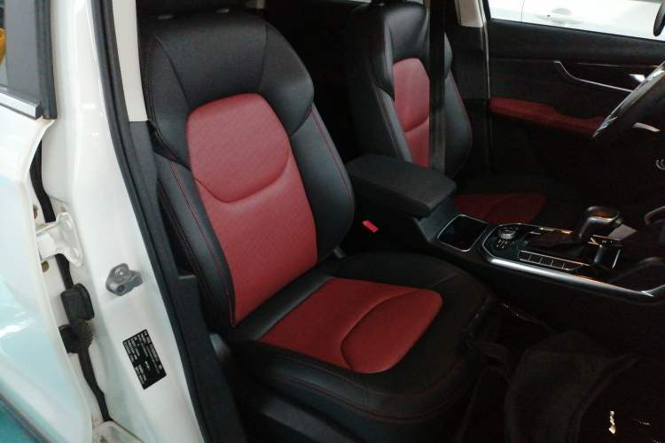 Used Bestune T33 2019 1.6L Automatic Connected Smart Cool Version China V Emission Standard