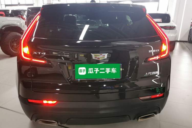 Used Cadillac XT4 2021 28T Two-Wheel Drive Tech Edition