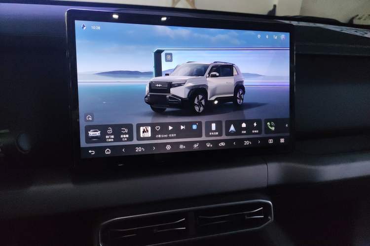 Used Formula Leopard Titanium 3 2025 501 km Range Rear-Wheel Drive Intelligent Driving Pro Version