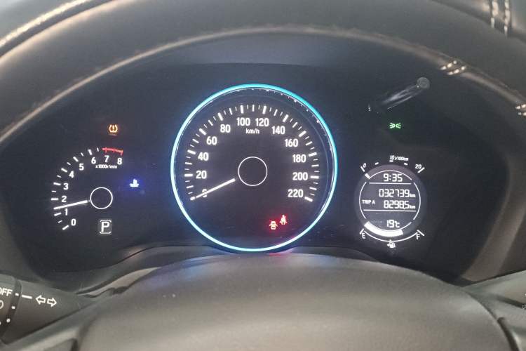 Used Honda Vezel 2020 1.5L CVT Pioneer Edition
