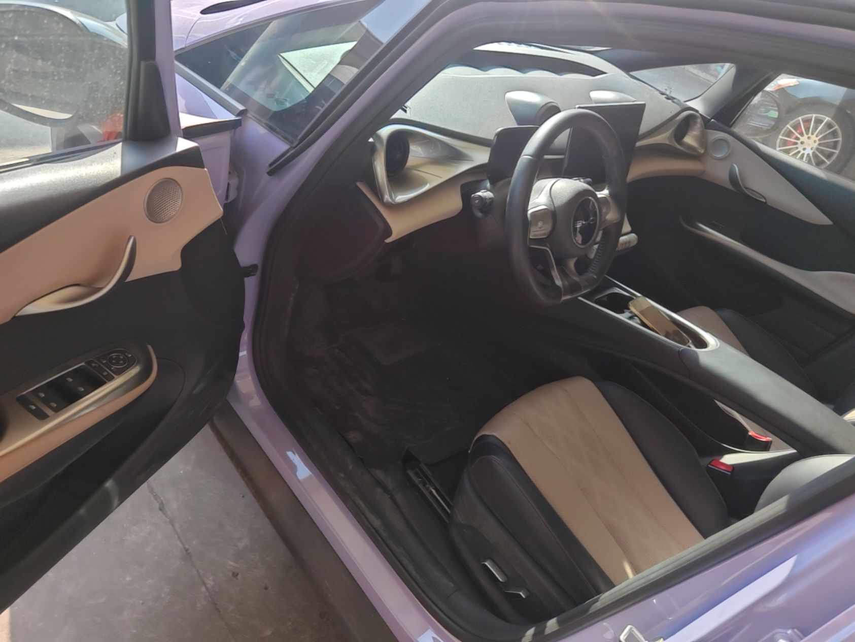 BYD Dolphin 2023 420 km Fashion Edition — снимка 18