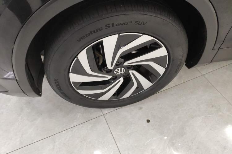 Used Volkswagen Tiguan L 2022 330TSI Automatic Two-Wheel Drive Smart Edition