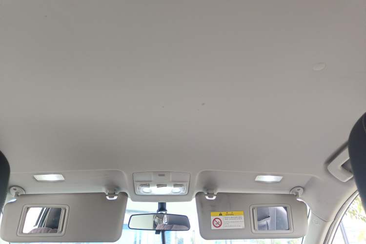 Used Toyota RAV4 2016 2.0L CVT Two-Wheel Drive Urban Edition China V Standard
