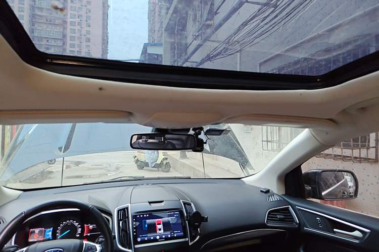 Used Ford Edge 2016 EcoBoost 245 Two-Wheel-Drive Titanium 7-Seater