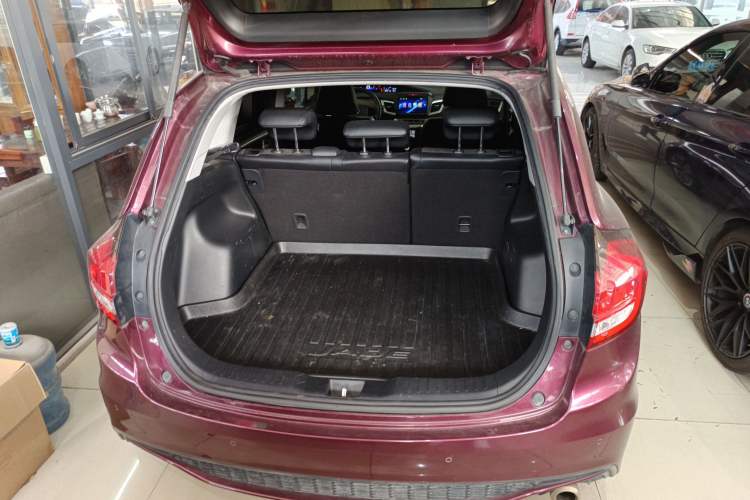 Used Honda Jade 2017 1.8L automatic Comfort version 5 seats
