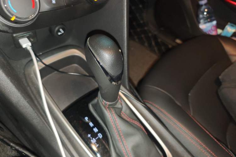 Used Chevrolet Monza 2019 RS 330T Automatic Comfort Edition China VI Standard Gear Lever