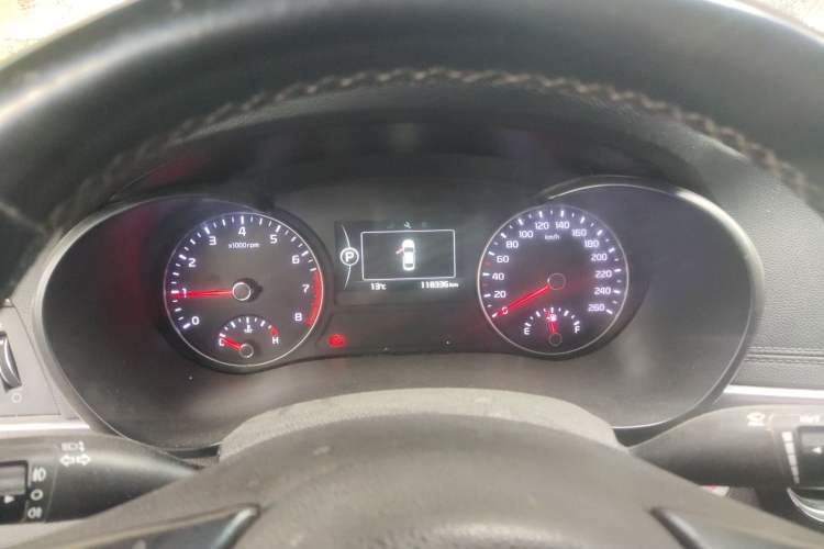 Used Kia K5 2016 2.0L Automatic LUX
