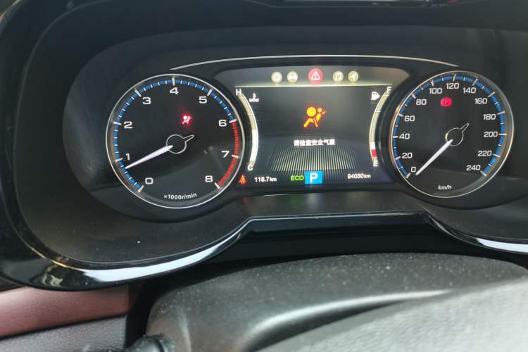 Used GAC Trumpchi GS8 2017 320T Four-Wheel Drive Luxury Smart Connectivity Version (7 Seats) Odometer Close Up