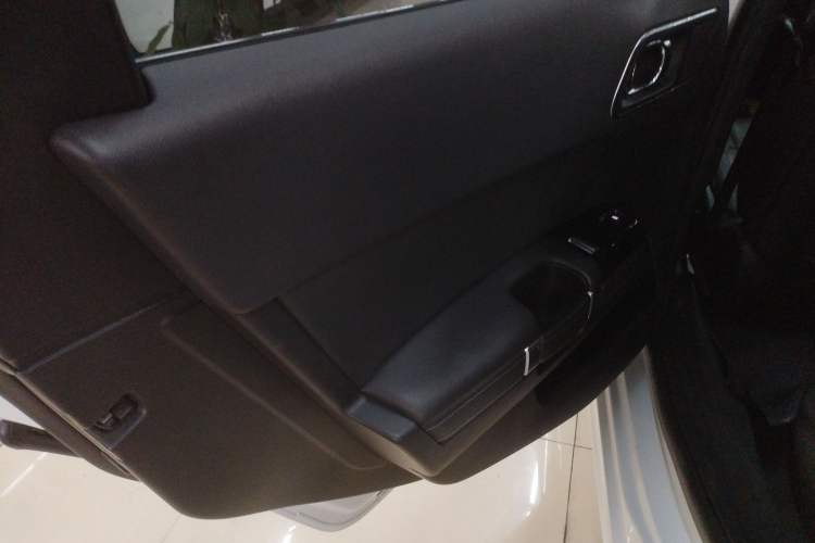 Used Citroen C6 2021 400THP Comfort Edition
