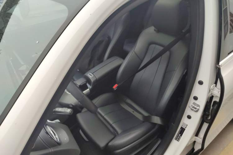 Used Mercedes-Benz EQB 2023 EQB 260 Left Front Seat