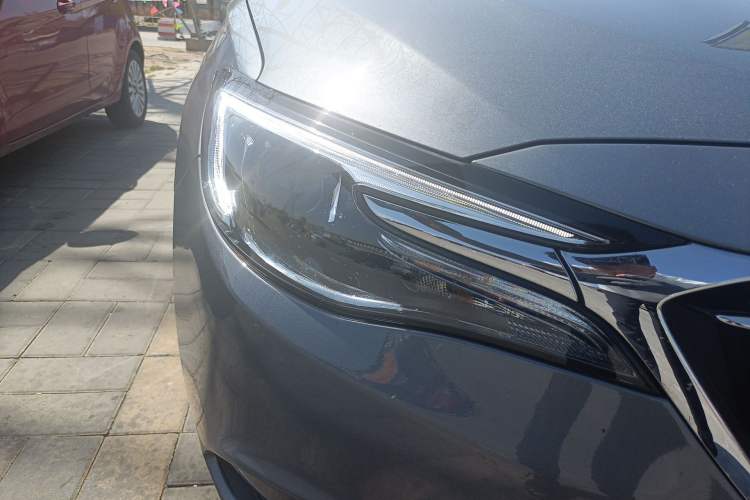Used Buick Excelle GX 2019 18T Automatic Connected Elite Model China V Standard Right Front Headlight
