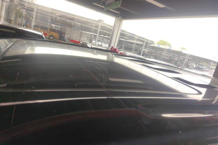 Used VOYAH Dream 2025 PHEV Four-Wheel-Drive Flagship Kunpeng Edition Roof