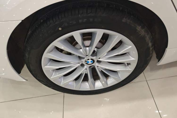 Used BMW 5 Series 2020 525Li Luxury Package