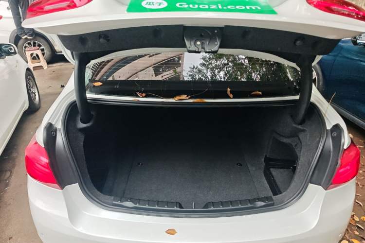 Used BMW 3 Series 2018 320Li Fashion Model
