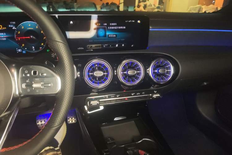 Used Mercedes-Benz CLA 2023 CLA 200 Shooting Brake Audio And AC Panel