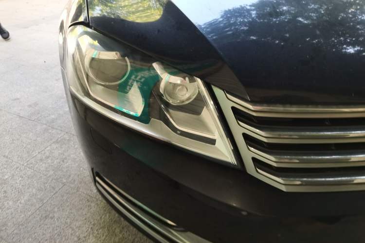 Used Volkswagen Magotan 2013 1.8TSI Luxury Model Right Front Headlight