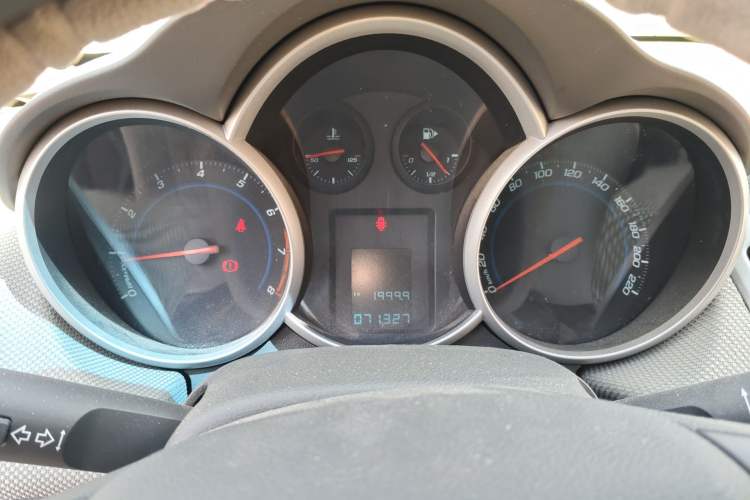 Used Chevrolet Cruze 2012 1.6L SE MT
