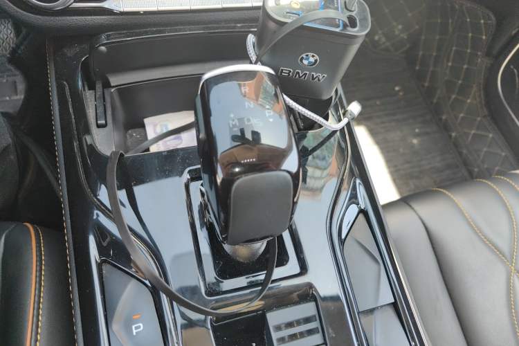 Used Bestune T77 2023 1.5T Automatic Luxury Model Gear Lever