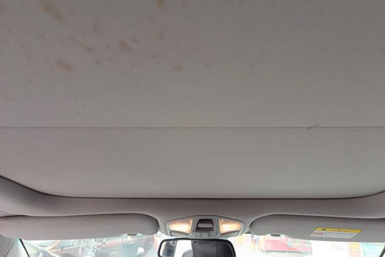 Used Hyundai Santa Fe 2017 2.0T Automatic Two-Wheel Drive Smart Version 7 Seats
