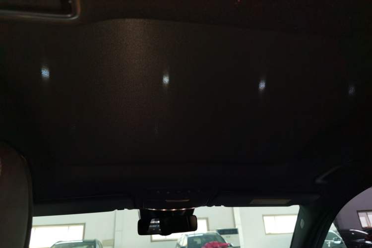 Used Mercedes-Benz GLC 2020 Facelift GLC 300 L 4MATIC Dynamic Edition