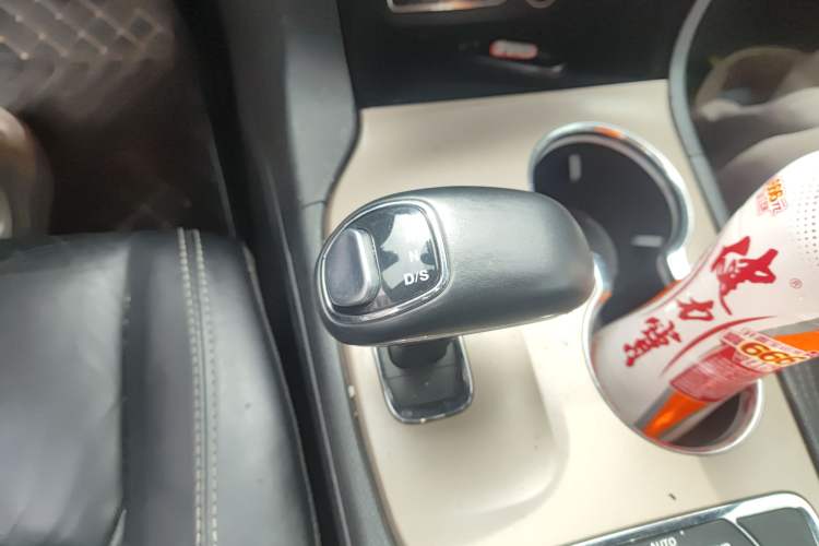 Used Jeep Grand Cherokee 2014 3.0TD Diesel Comfort Navigation Version Gear Lever