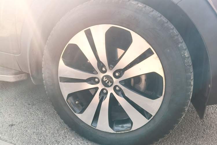 Used Kia Sportage R 2011 2.0L Automatic Two-Wheel Drive GLS
