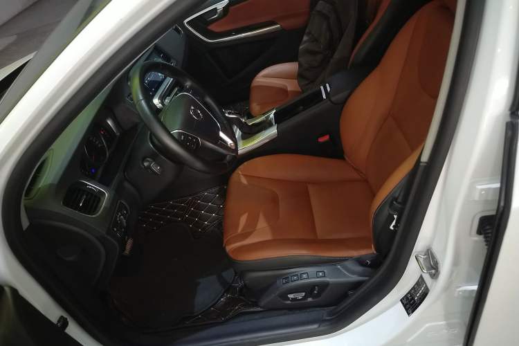 Used Volvo S60 2019 S60L Facelift T5 Intelligent Advanced Edition
