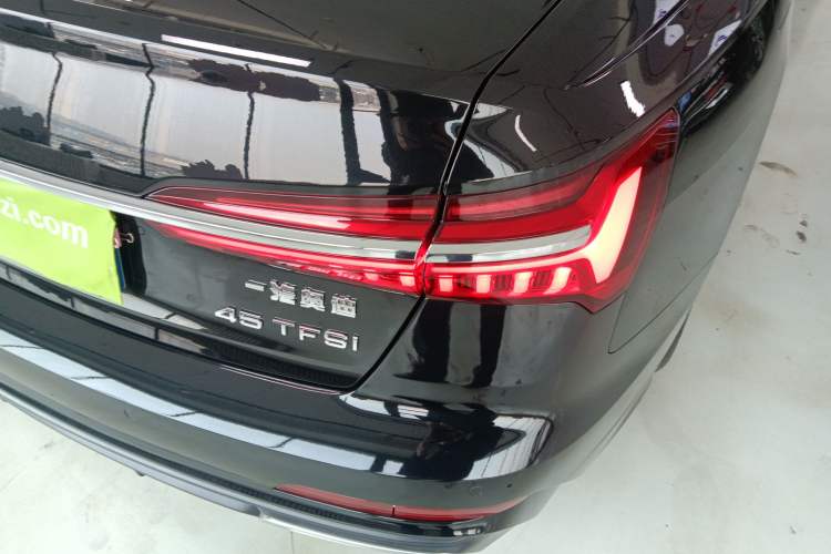 Used Audi A6L 2021 45 TFSI Prestige Dynamic Edition Right Rear Taillight