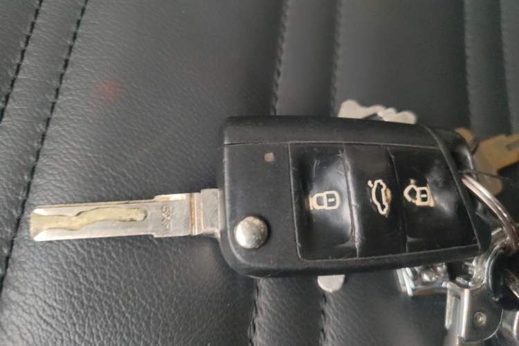 Used Volkswagen Touran 2016 Volkswagen Touran L 280TSI DSG Comfort Edition Vehicle Key