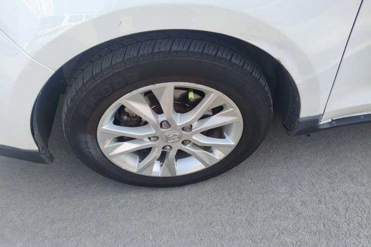 Used Baojun 730 2014 1.5L manual standard trim 7 seats