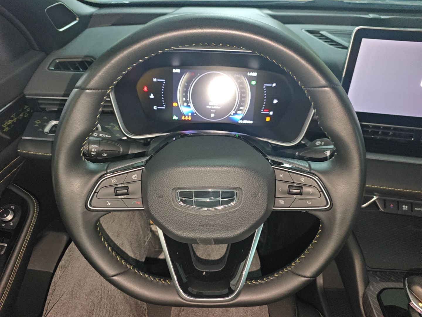 Geely Auto Preface 2023 1.5TD Fuyao Version — снимка 13