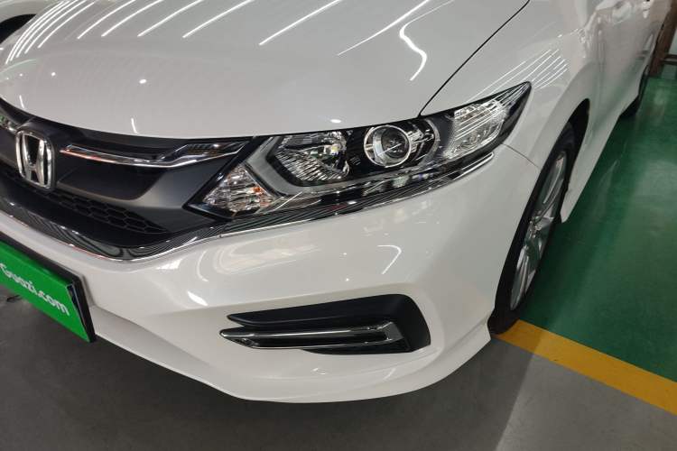 Used Honda Jade 2017 1.8L automatic Comfort version 5 seats