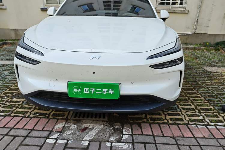 Used ONVO L60 2024 60 kWh Rear-Drive Version
