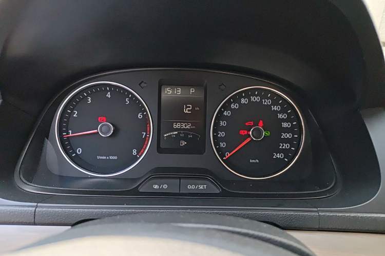 Used Volkswagen Lavida 2013 Restyled Classic 1.6L Automatic Comfort Edition
