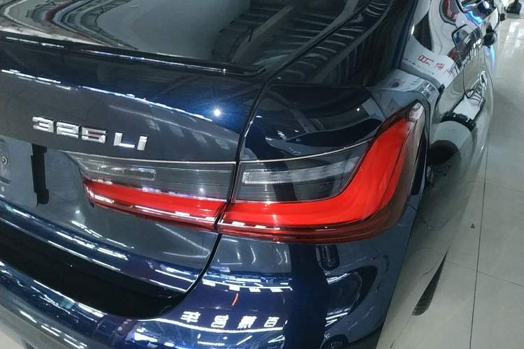 Used BMW 3 Series 2024 325Li M Sport Night Edition Package Right Rear Taillight