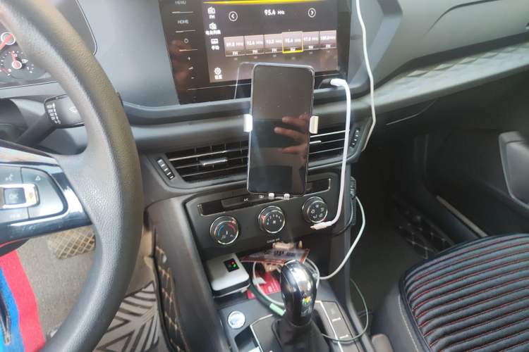 Used Volkswagen Tharu 2021 280TSI Two-Wheel Drive Trend Edition Audio And AC Panel