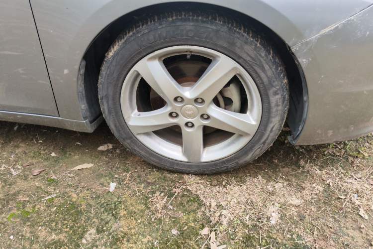 Used Bestune B70 2014 2.0L automatic luxury version