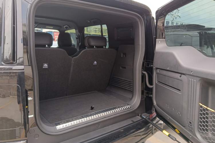 Used iCAR V23 2025 501 Four-Wheel Drive Intelligent Driving Version
