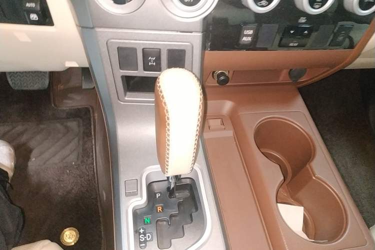 Used Toyota Sequoia 2015 5.7L Platinum U.S. Specification