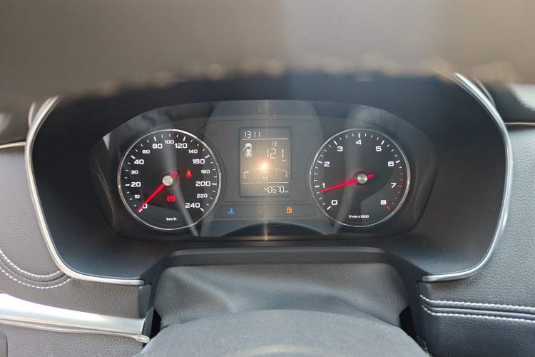 Used Roewe RX5 2016 20T Two-Wheel Drive Manual Flagship Edition