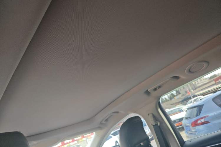 Used Ford Edge 2017 EcoBoost 245 Four-Wheel Drive Sporty 7-Seater Headliner