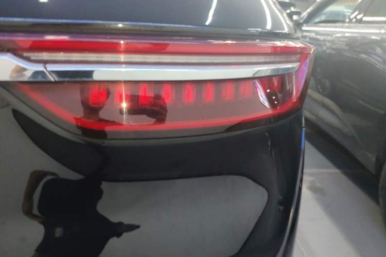 Used JETOUR X90 2024 1.6T DCT Qilin Edition 5 Seats Right Rear Taillight